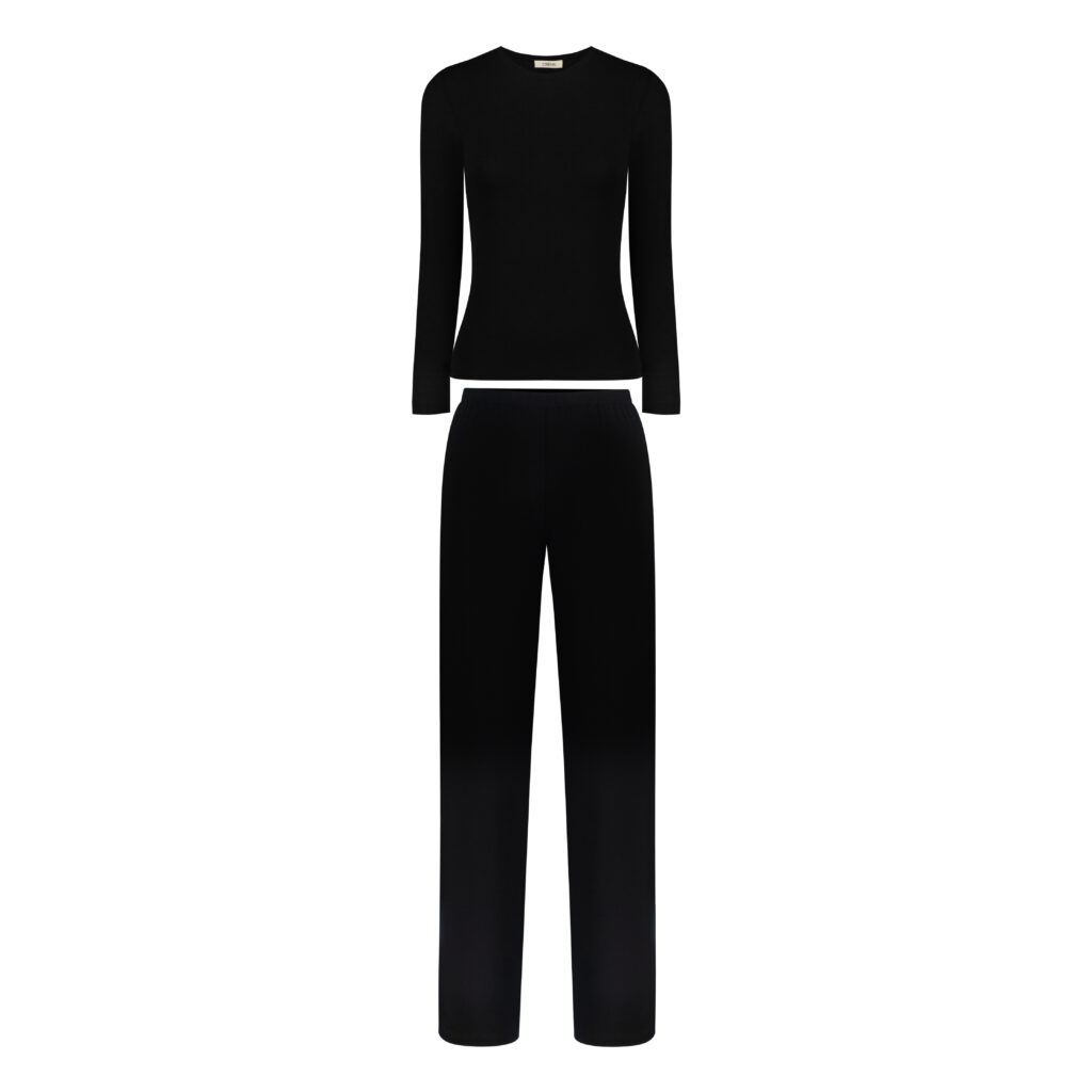 Luxurious black lounge set for women made from soft Modal Tencel fabric. Eco-friendly luxurious black loungewear.